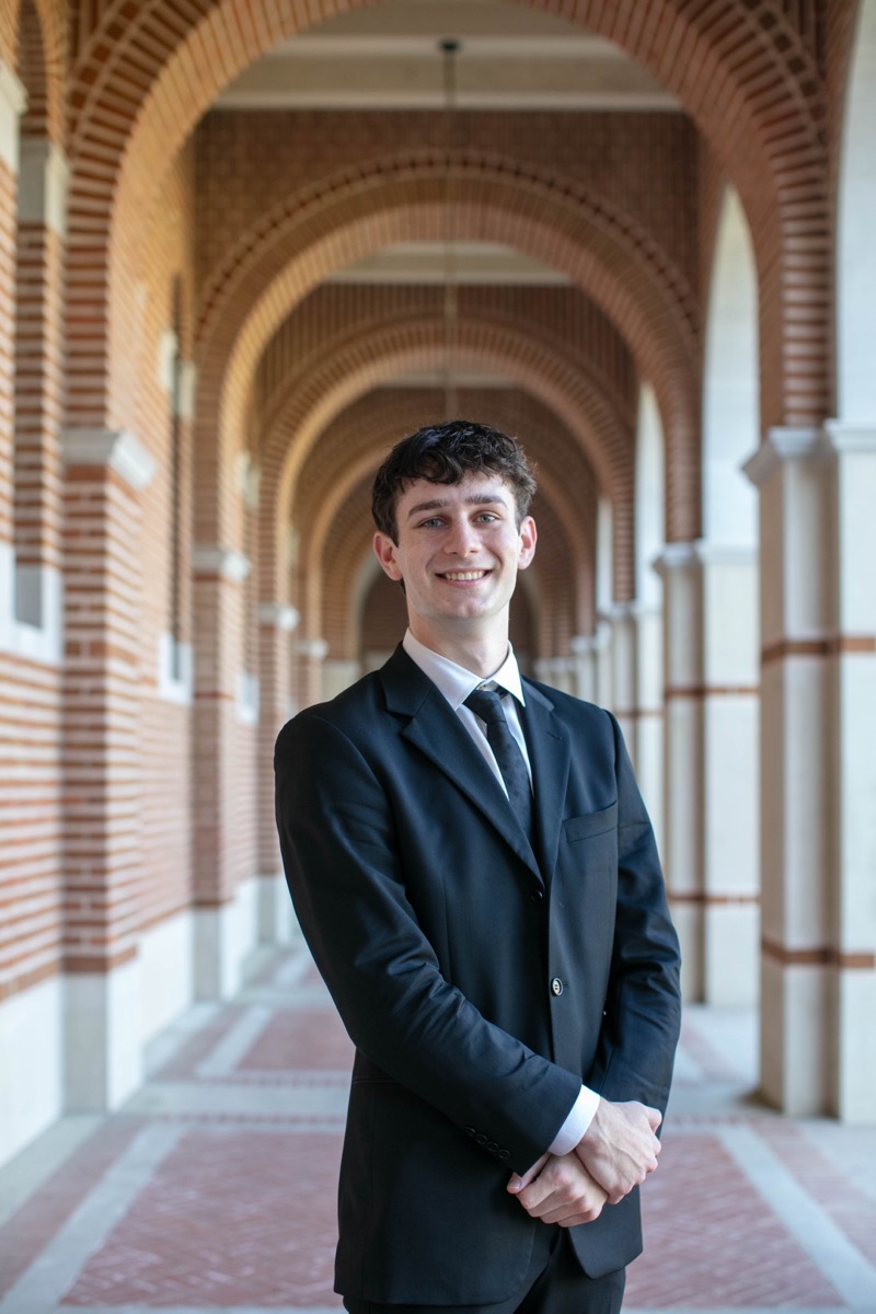 Jonathan Plavnik
